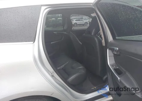 2016 Volvo Xc60 T5 Platinum from USA, damaged, VIN YV4612RMXG2787060